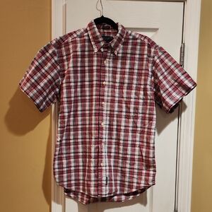 Men'American Eagle Outfitters Red and White Plaid Short-Sleeve Button-Down Shirt